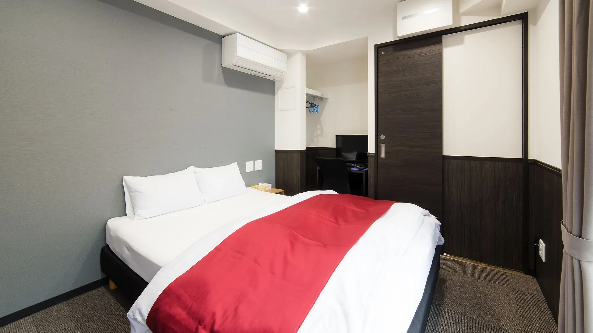 Sanjo Ogawa - Guest House In Kyoto Japan